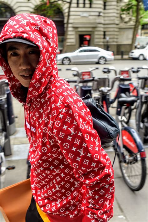 louis vuitton street style supreme|louis vuitton supreme foulard.